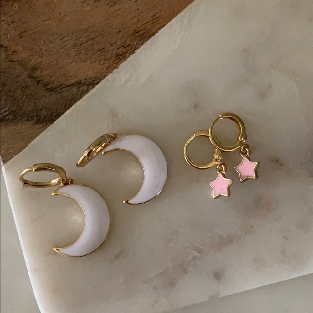 Pink Star Charm Huggie Earrings - Picture 3 of 6